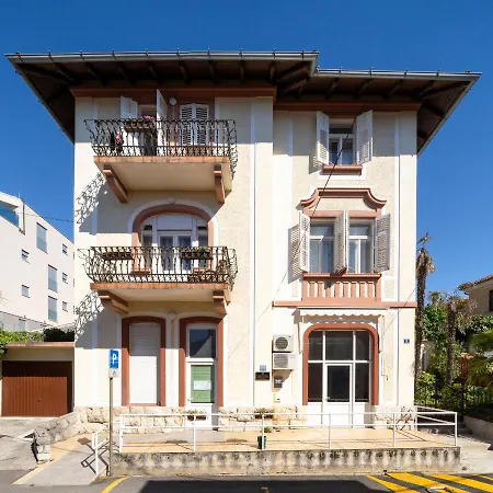 Apartment Limone *